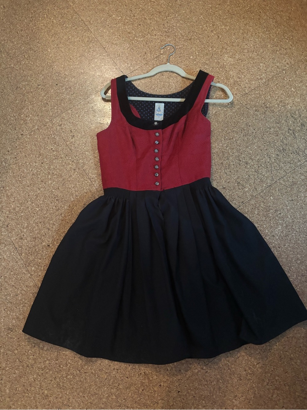 Authentic octoberfest dress/ dirndl